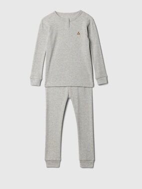 GAP BABY Light Gray Two-Piece Baby Pajama Set with Bear Accent 12-18 months